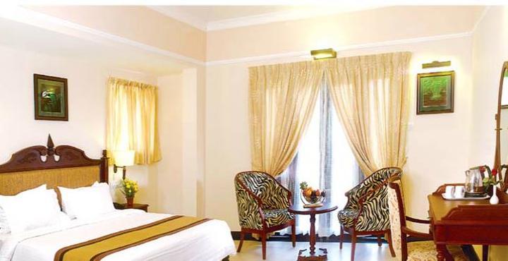 Grand Thekkady Hotel Kumily Buitenkant foto