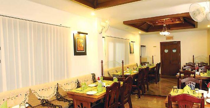 Grand Thekkady Hotel Kumily Buitenkant foto