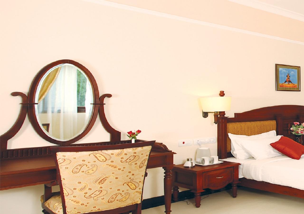 Grand Thekkady Hotel Kumily Buitenkant foto