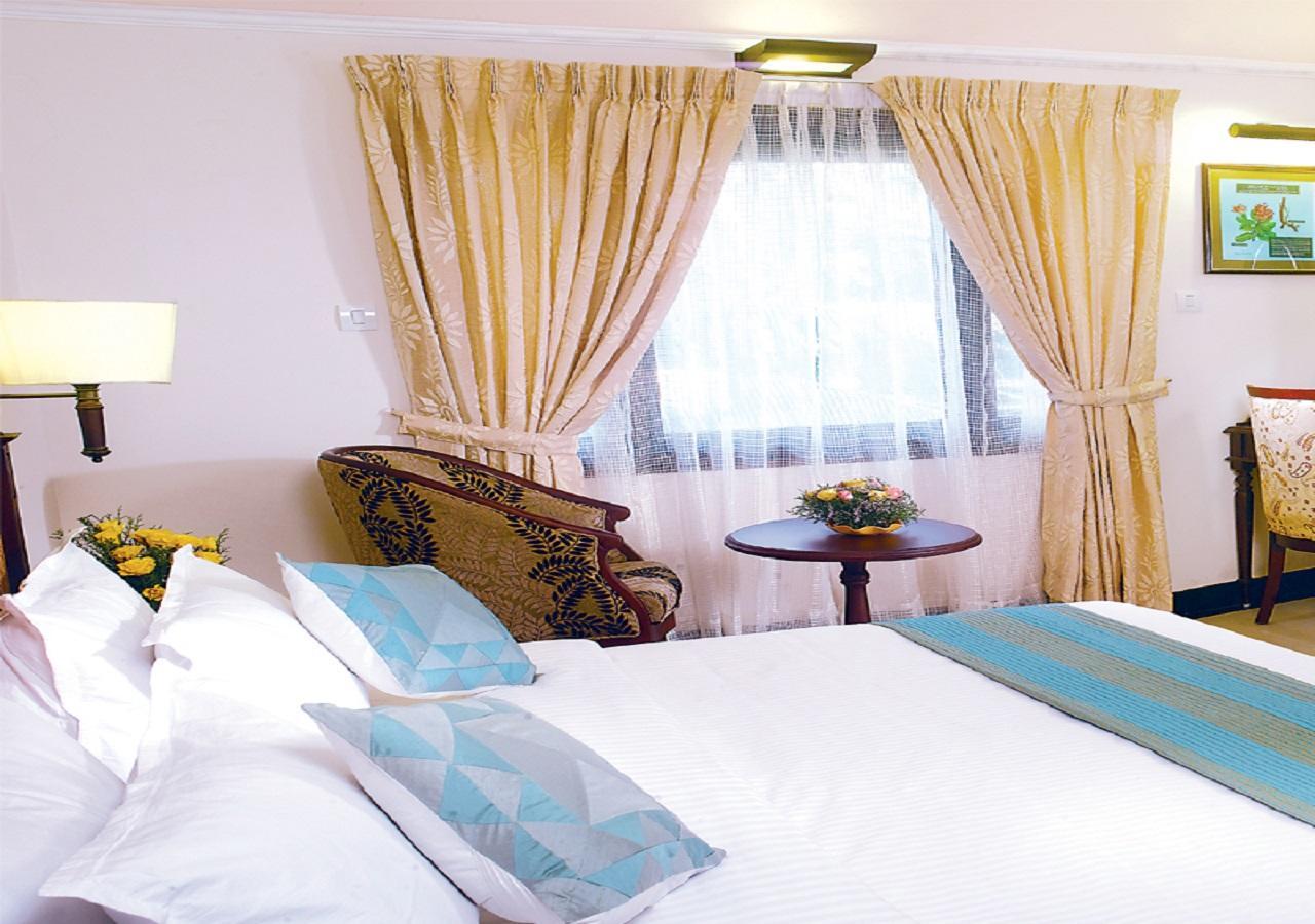 Grand Thekkady Hotel Kumily Buitenkant foto