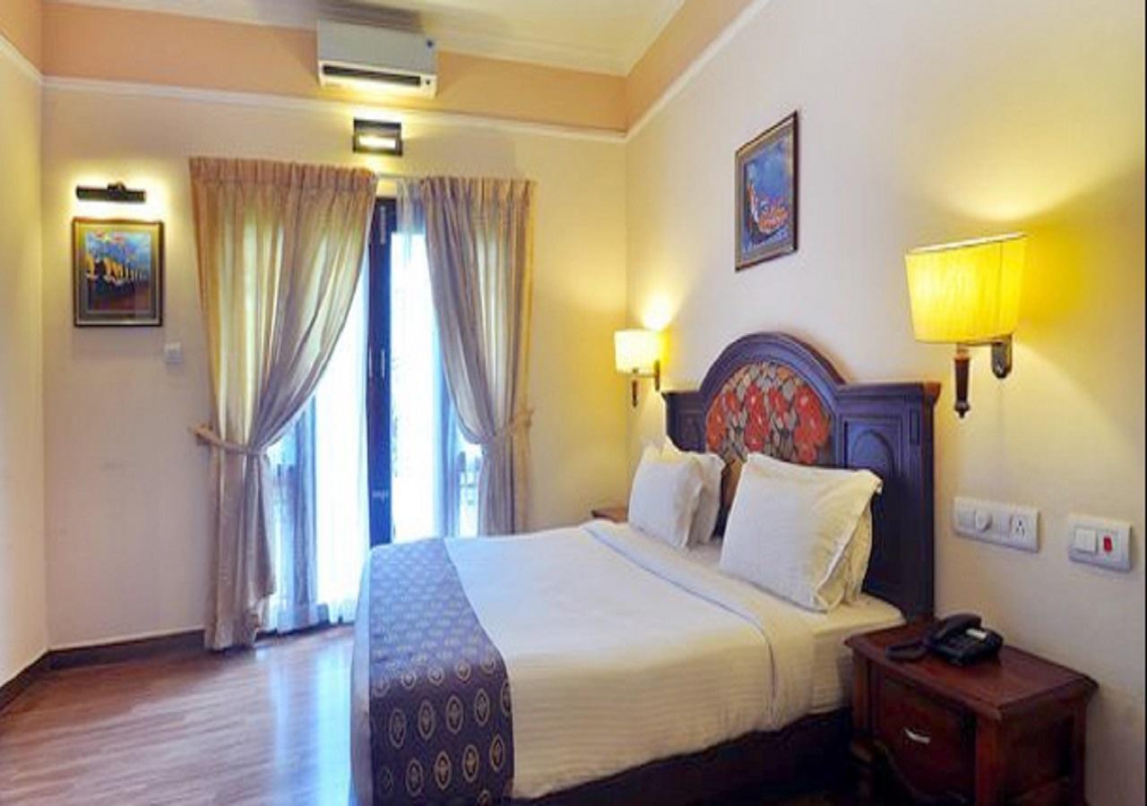 Grand Thekkady Hotel Kumily Buitenkant foto